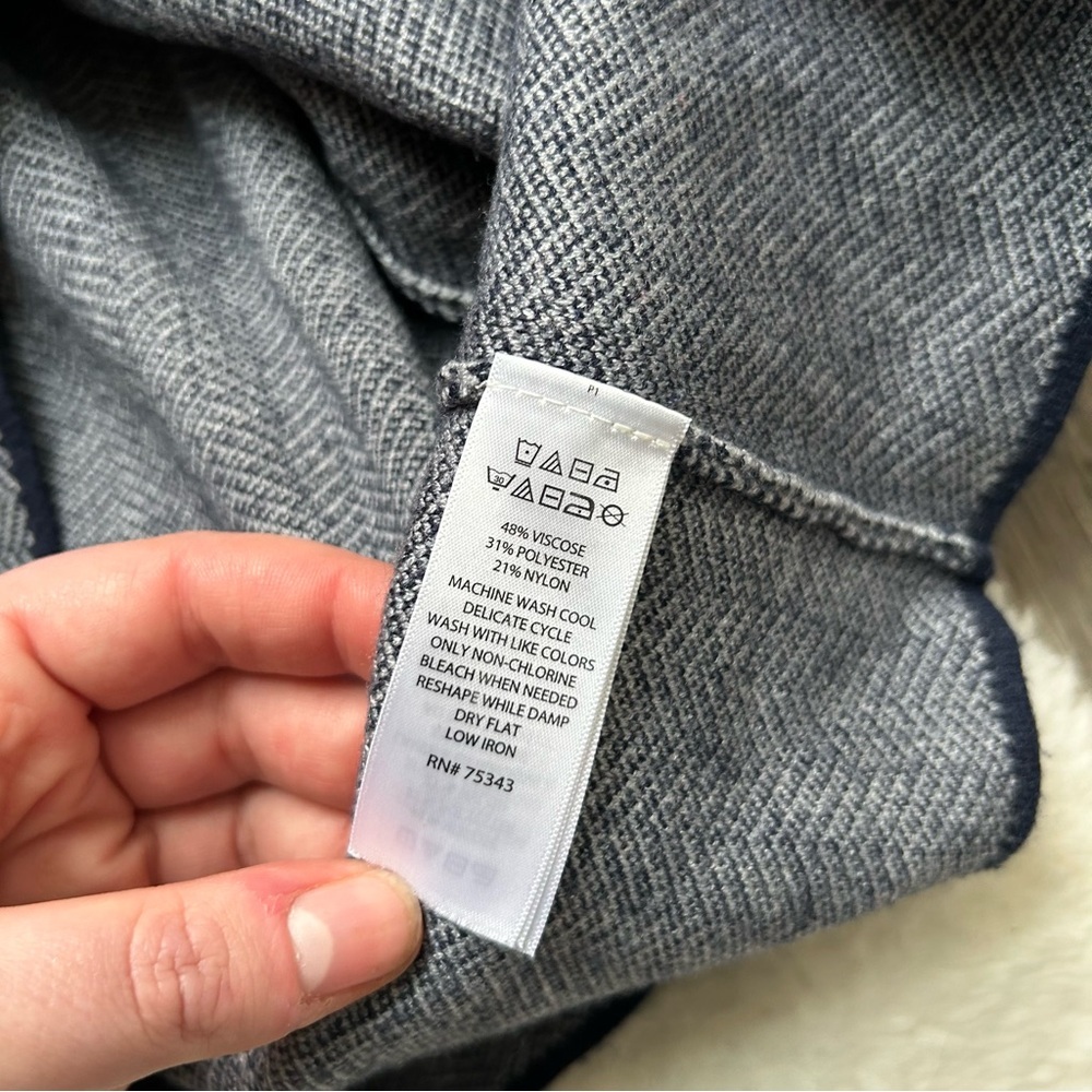 Christian Siriano Navy Gray Herringbone Mockneck Sweater - Picture 3 of 4